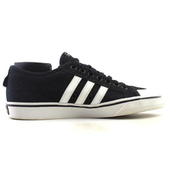 ADIDAS UNIVERSAL