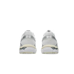 ASICS Gel-Cumulus 16 'White'