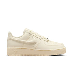 WMNS Nike Air Force 1 '07 Low