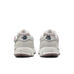 Womens Nike Zoom Vomero 5 'Vast Grey Metallic Silver'