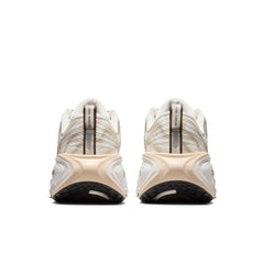 WMNS Nike Vomero Plus