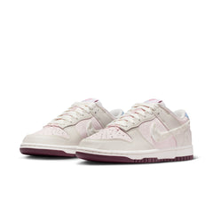 WMNS Nike Dunk Low Valentine’s Day ❤️