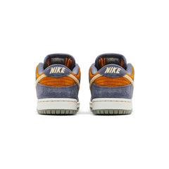 Nike SB Dunk Low 'Light Carbon Monarch' (2024)