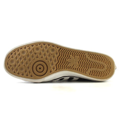ADIDAS UNIVERSAL