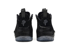 Nike Air Foamposite One ‘Swoosh’ CV0369-001