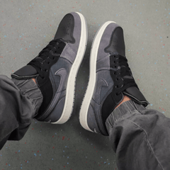 Air Jordan 1 Low SE Craft Inside Out – Black DN1635-001