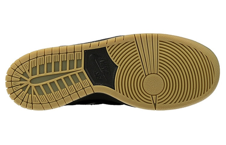 Nike SB Dunk Low ‘IW Black Gum’  819674-002