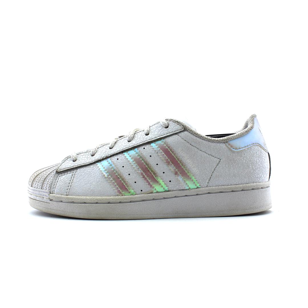 ADIDAS SUPERSTAR