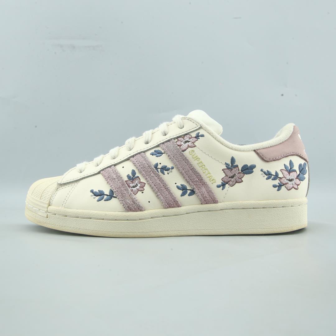 ADIDAS SUPERSTAR