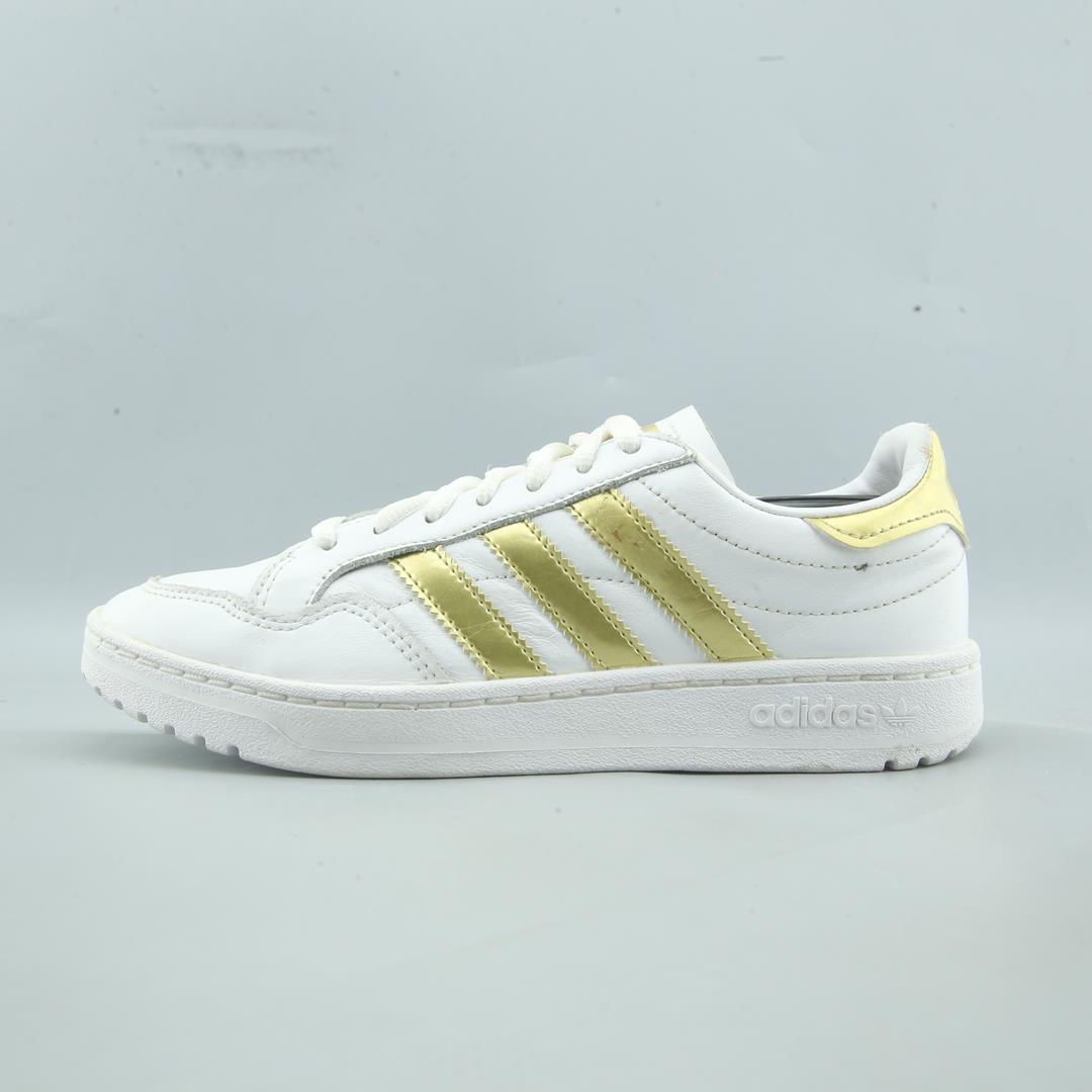 ADIDAS TEAM COURT