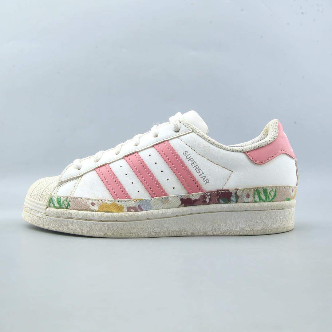 ADIDAS SUPERSTAR