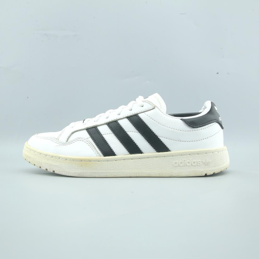 ADIDAS TEAM COURT