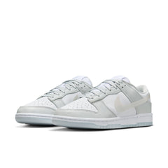 WMNS Nike Dunk Low
