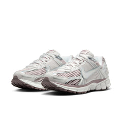 Womens Nike Zoom Vomero 5 'Vast Grey Metallic Silver'