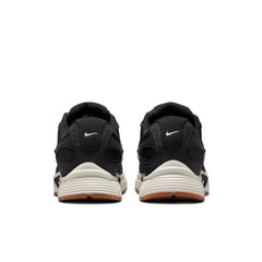Nike V5 RNR Black Gum
