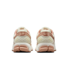 WMNS Nike Zoom Vomero 5