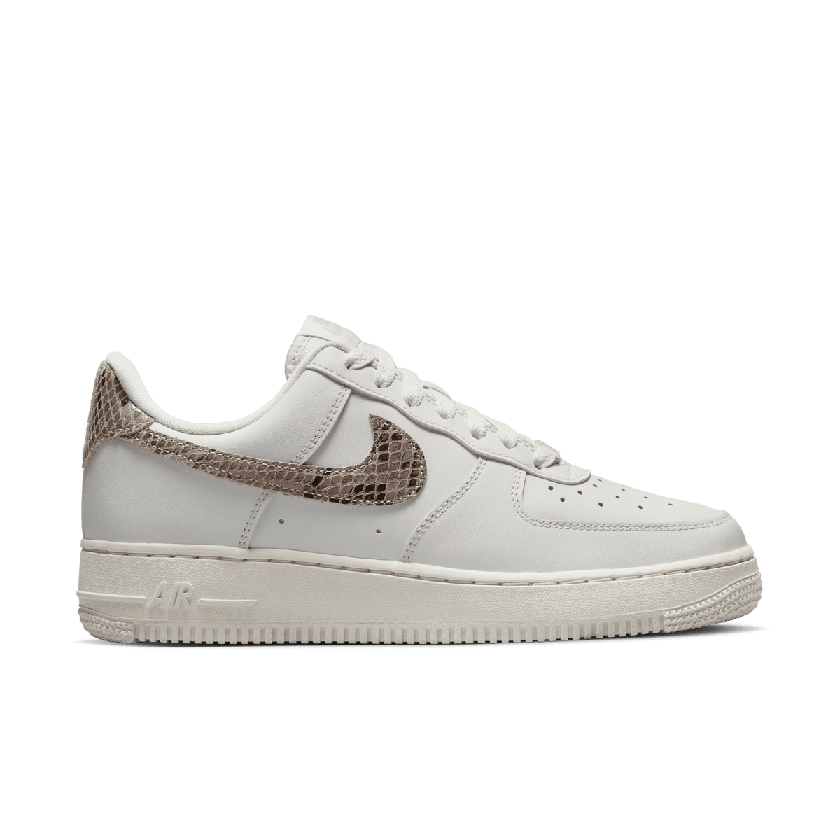 WMNS Nike Air Force 1 '07
