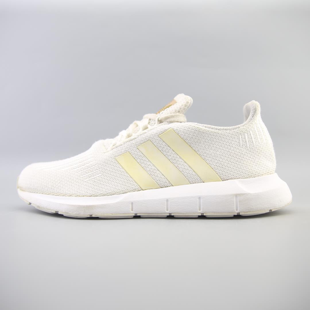 ADIDAS SWIFT RUN 1.0