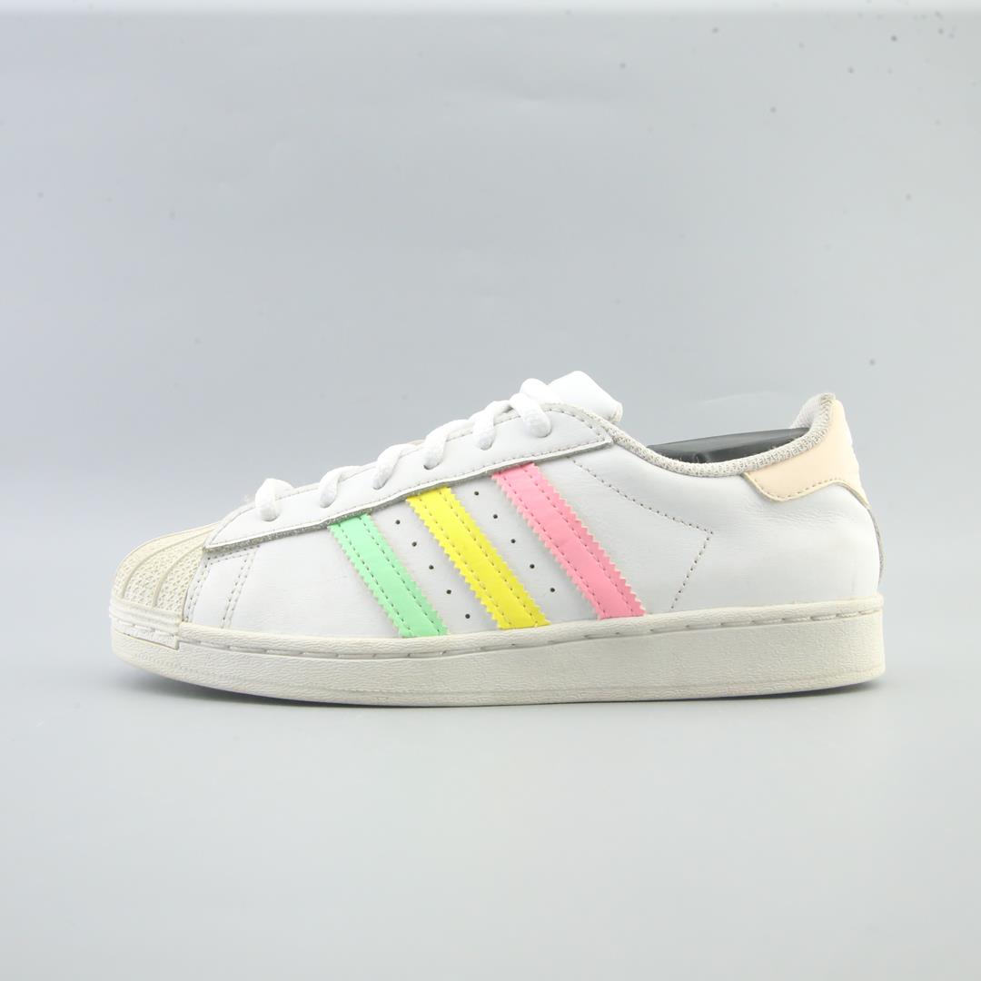ADIDAS SUPERSTAR