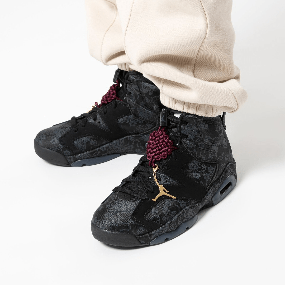 Air Jordan 6 Retro ‘Singles Day’ DB9818-001
