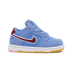 Nike SB Dunk Low ‘Philadelphia Phillies (TD)’  DN3673-400