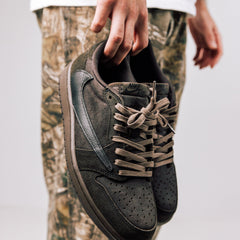 Jordan 1 Retro Low OG SP Travis Scott Velvet Brown