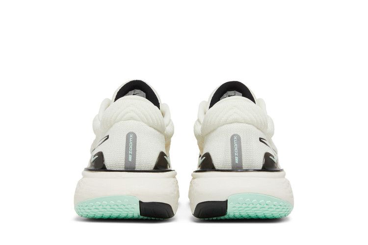 ZoomX Invincible Run Flyknit 2 Sail DH5425-102