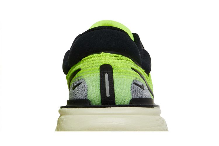 ZoomX Invincible Run Flyknit Volt CT2228-700
